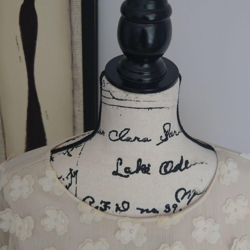 New York & Company blouse, Size S - Picture 7 of 9